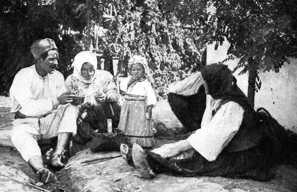 Serbisk familj som berättar historien om att förflytta österrikarna från Bosnien, första världskriget, 1914 av Unbekannt