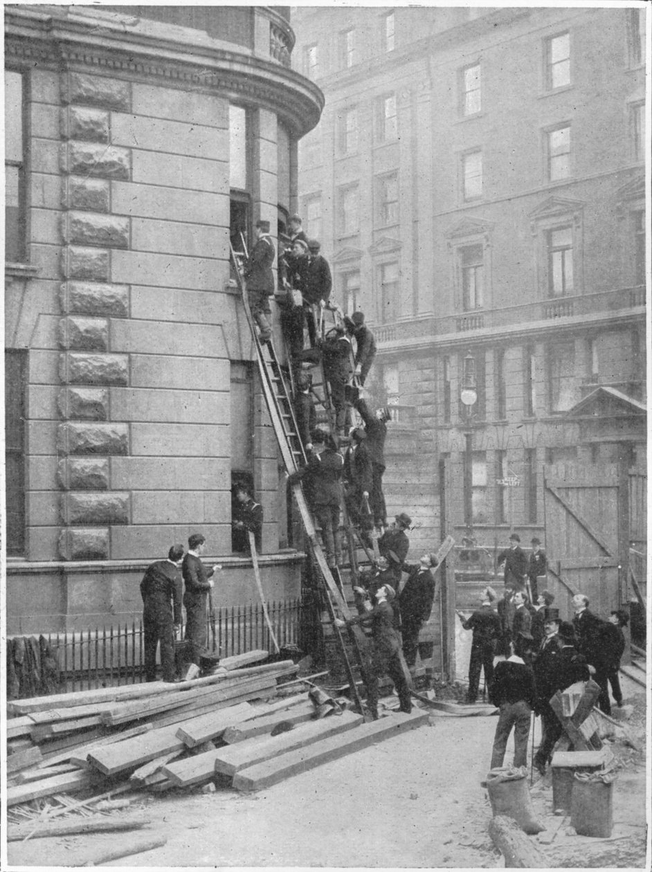 Servants brandkår vid Hotel Cecil, London, c1903 1903 av Unbekannt