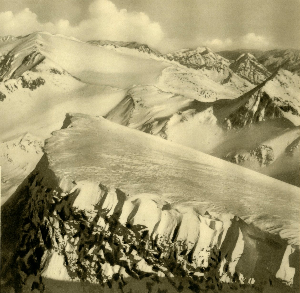 Snötäckta berg, Bad Hofgastein, Österrike, c1935. av Unbekannt