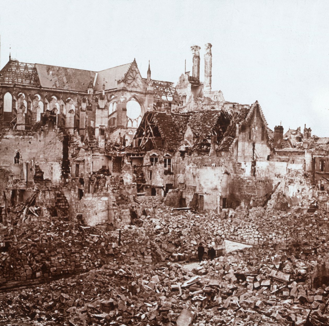 Soissons katedral, Soissons, norra Frankrike, c1914-c1918. av Unbekannt
