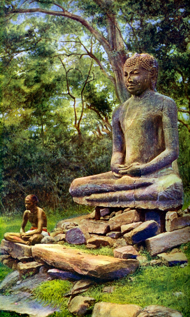 Stenbuddha, en relik från Anuradhapuras förflutna glans, Ceylon, c1924 av Unbekannt