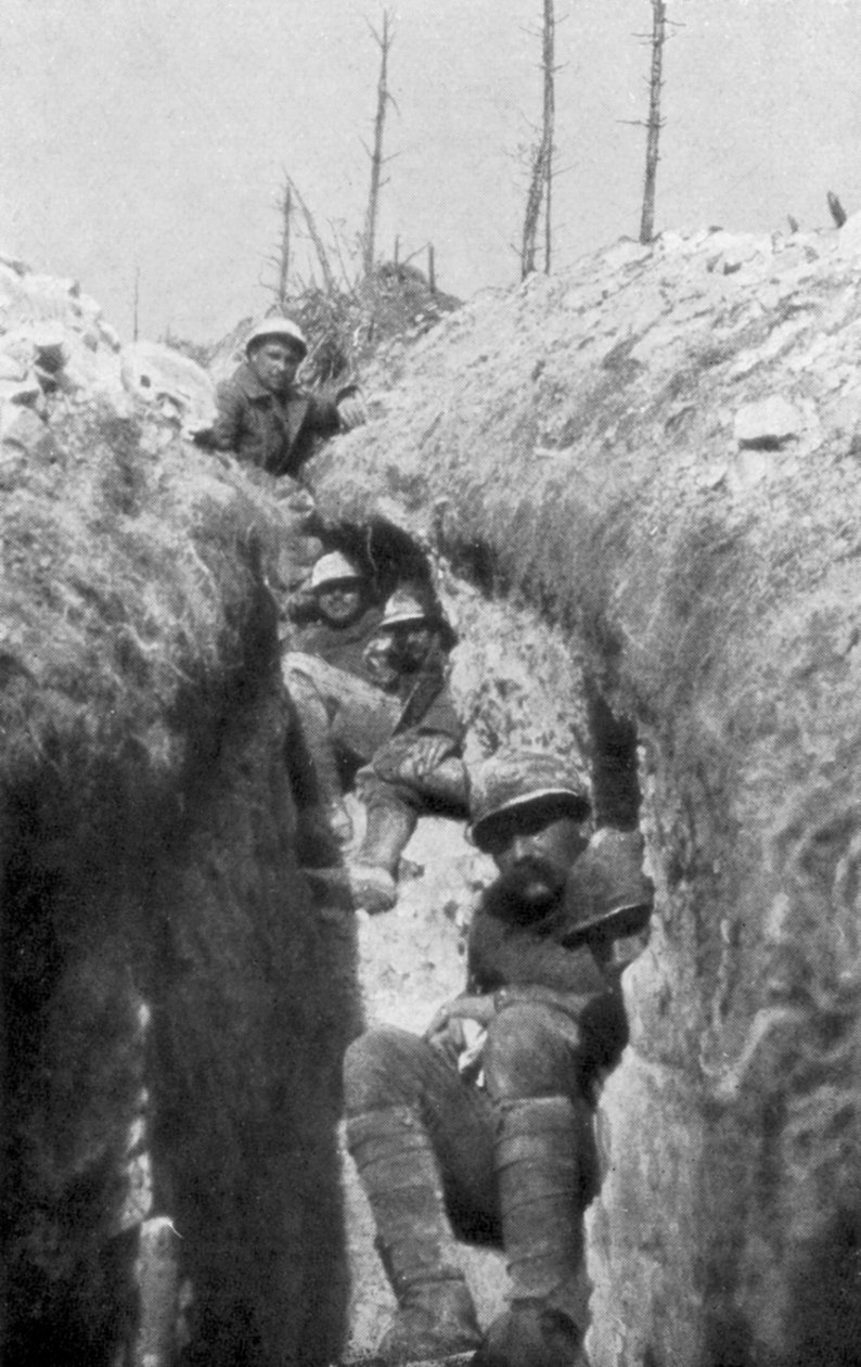 Bårbärare i en skyttegrav, söder om Cornillet, första världskriget, 20 maj 1917 av Unbekannt