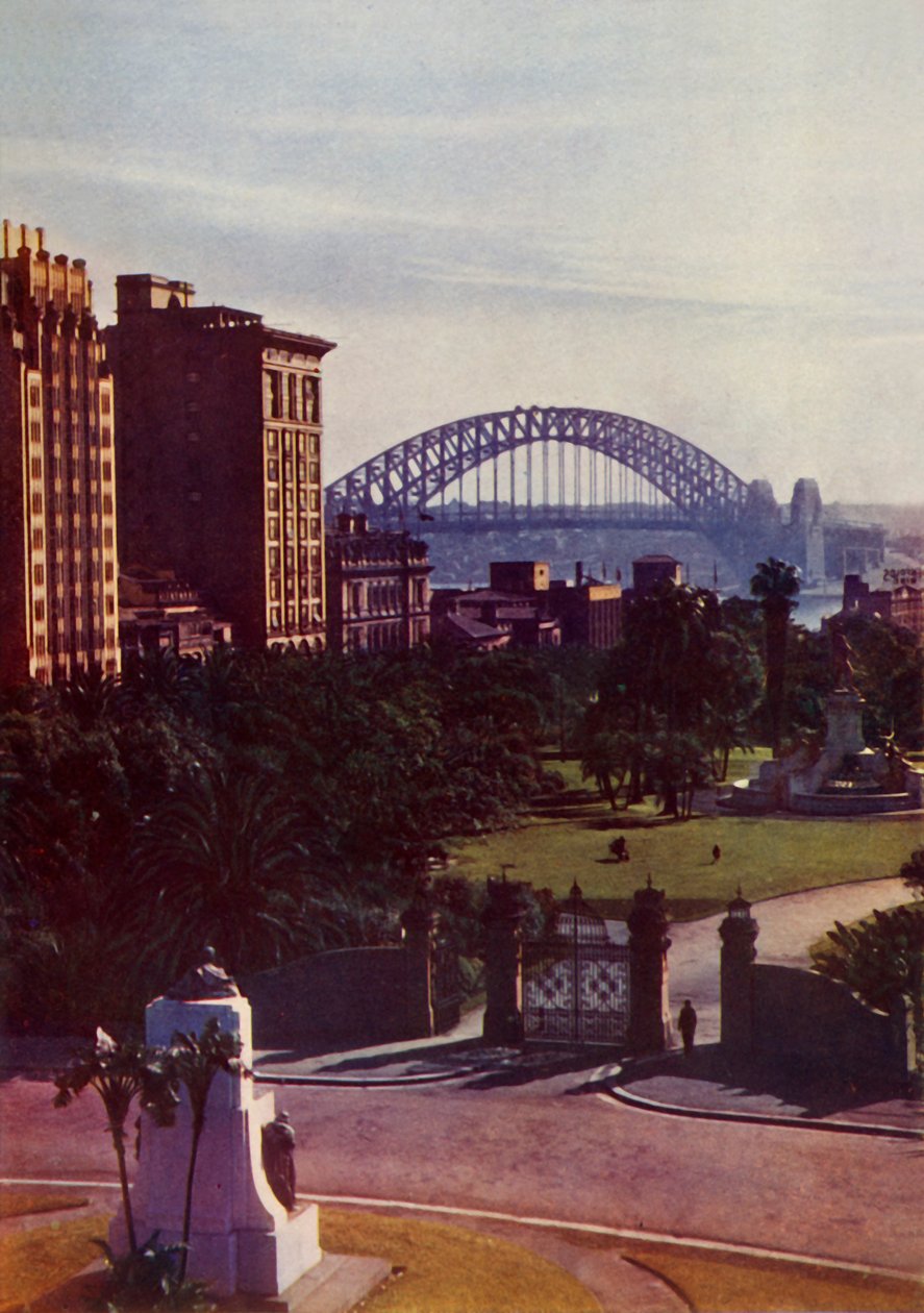 Sydney Harbour Bridge från staden, c1948. av Unbekannt