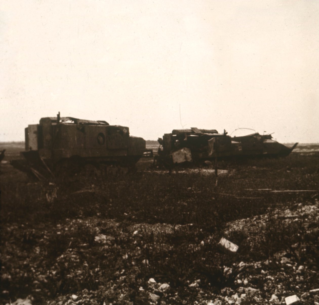 Tanks, Juvincourt, norra Frankrike, c1914-c1918 av Unbekannt