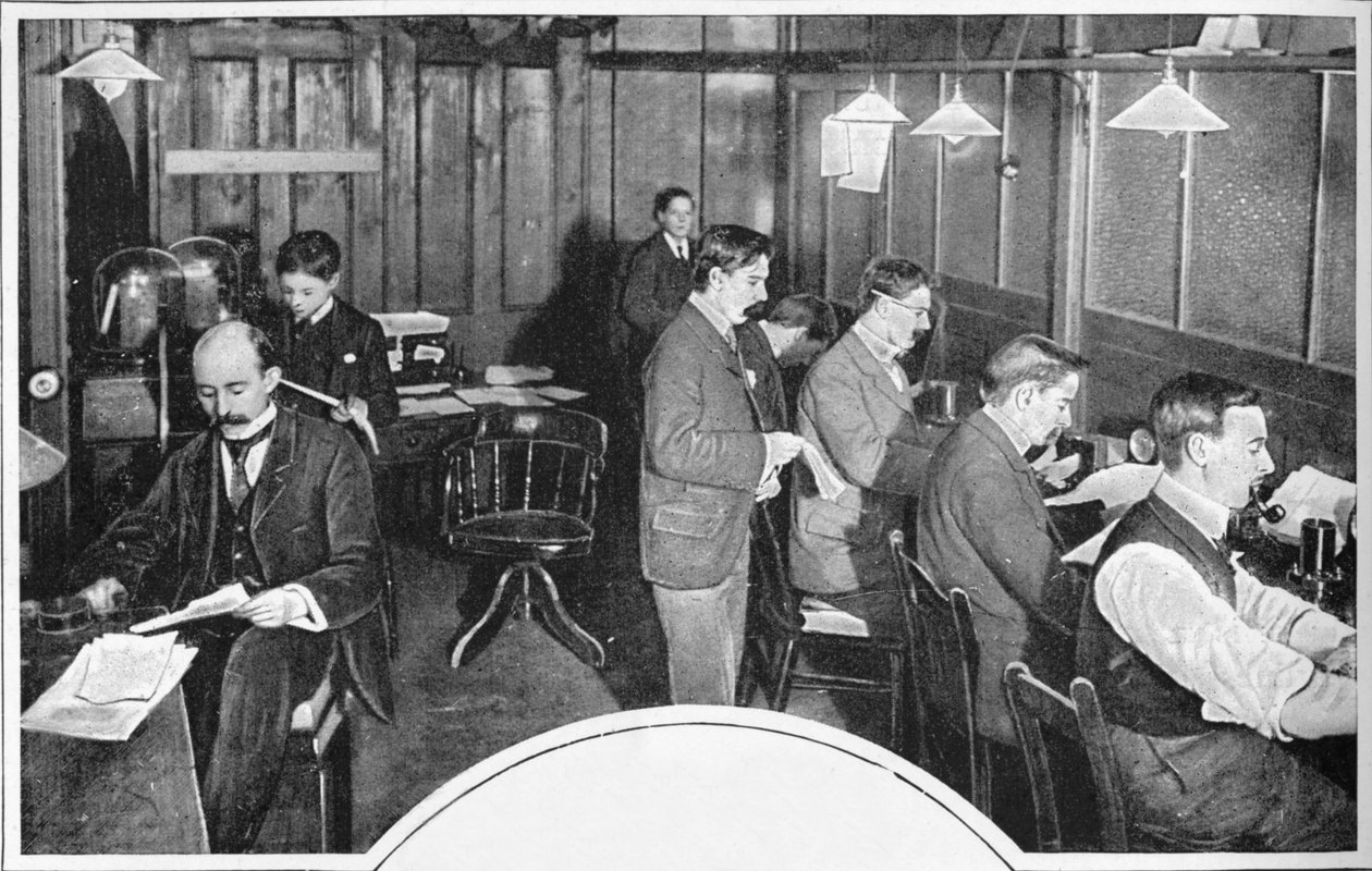 Band- och telegrafrum i tidningen Daily Express, London, c1900 1903 av Unbekannt