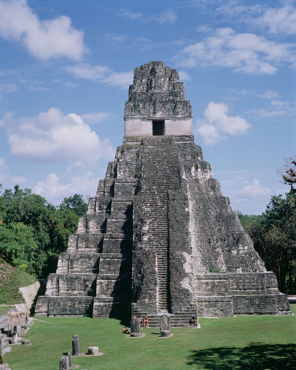 Jaguarens tempel (tempel 1) Maya, sen klassisk period ca 600-900 (foto) av Unbekannt