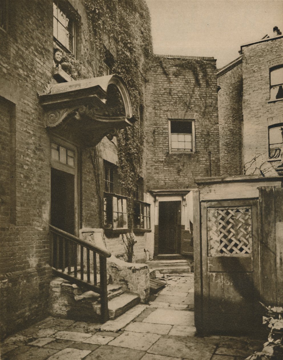 The Bridge House i George Row, Bermondsey, c1935. av Unbekannt