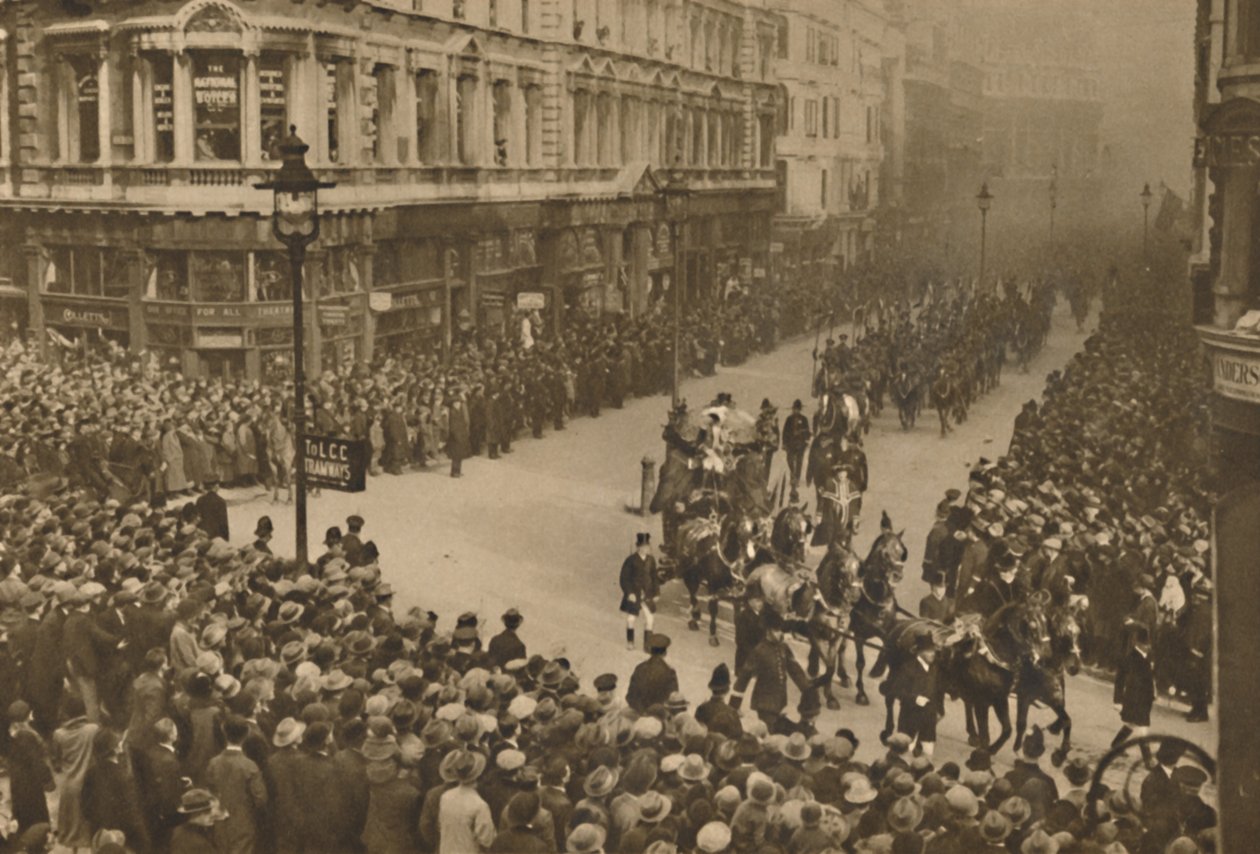 City Lines Queen Victoria Street för att se den nya överborgmästaren och hans procession, c1935. av Unbekannt