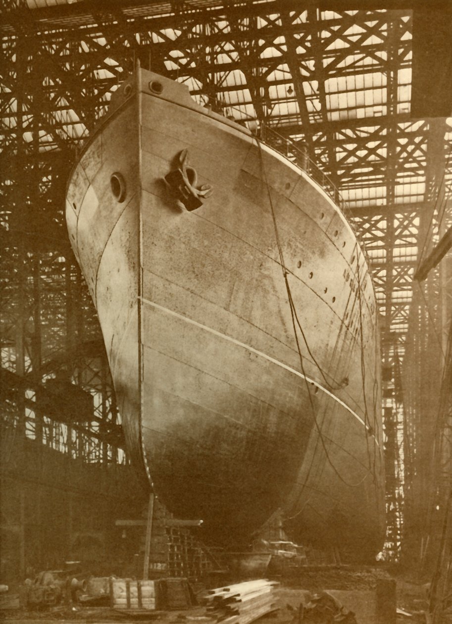 Cunard Aurania 14 000 ton på lagren i Newcastle-On-Tyne, c1930. av Unbekannt