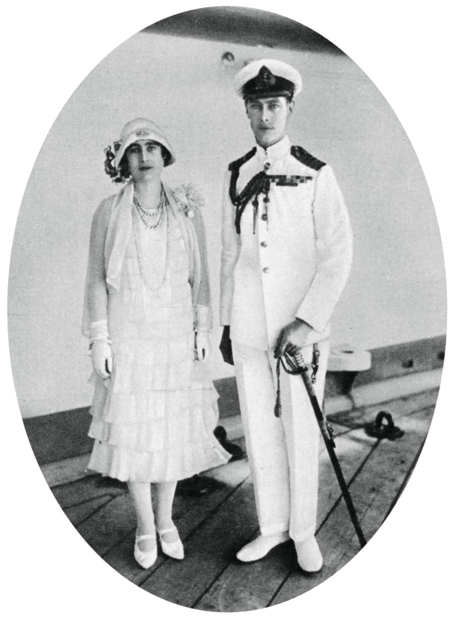 Hertigen och hertiginnan av York ombord på HMS Renown, Malta, 1927, 1937 av Unbekannt