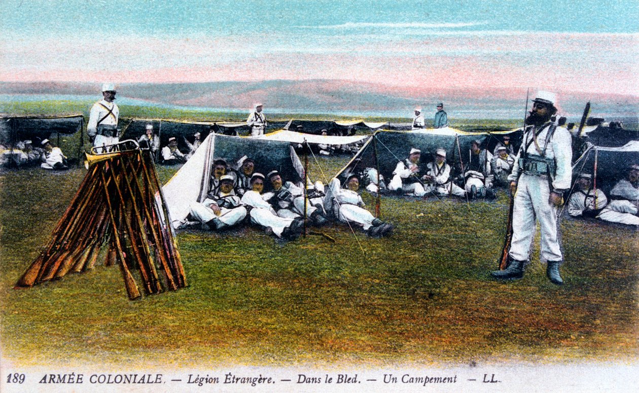 Franska främlingslegionen i deras läger, c1910 av Unbekannt