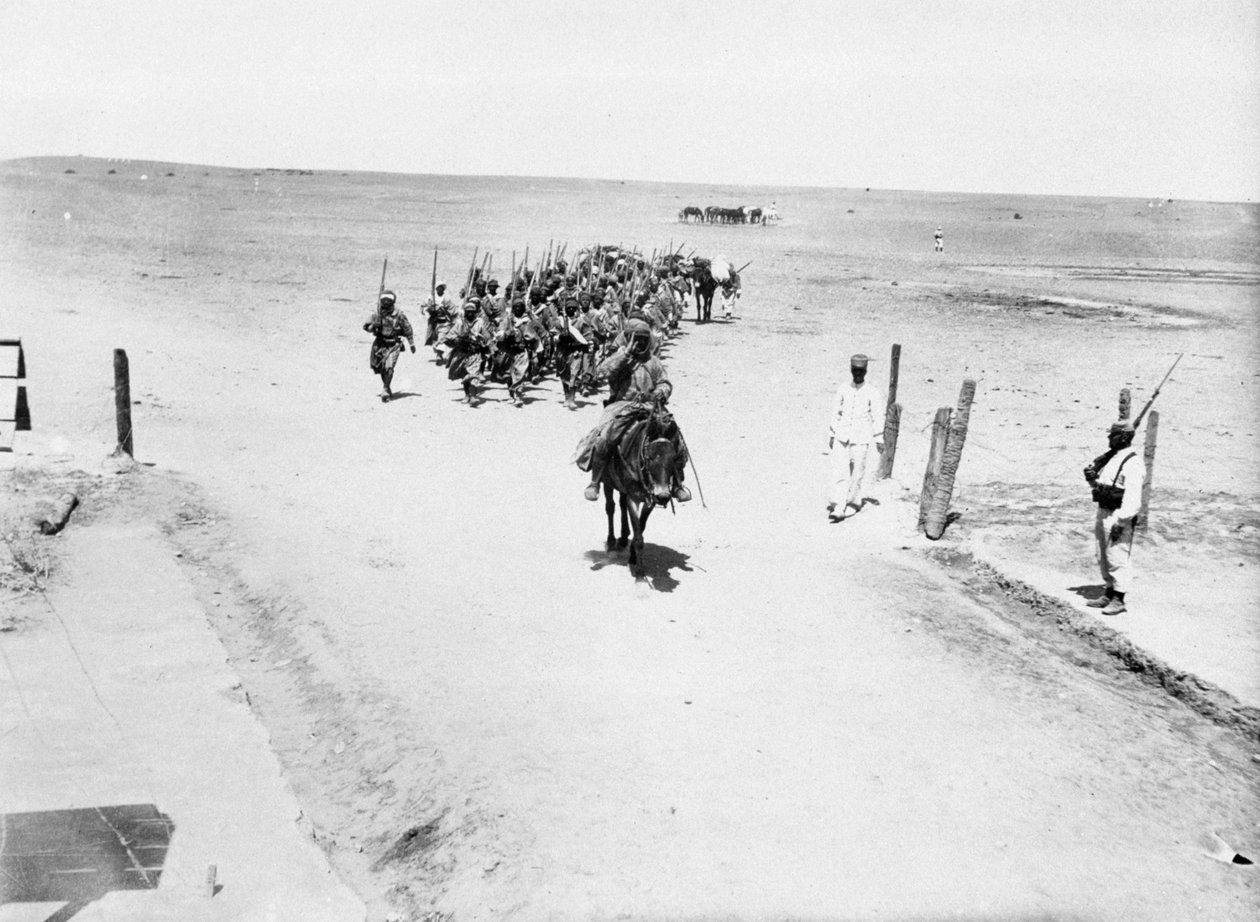 Den franska främlingslegionen på manövrar, Boudenib, Marocko, 1911 av Unbekannt
