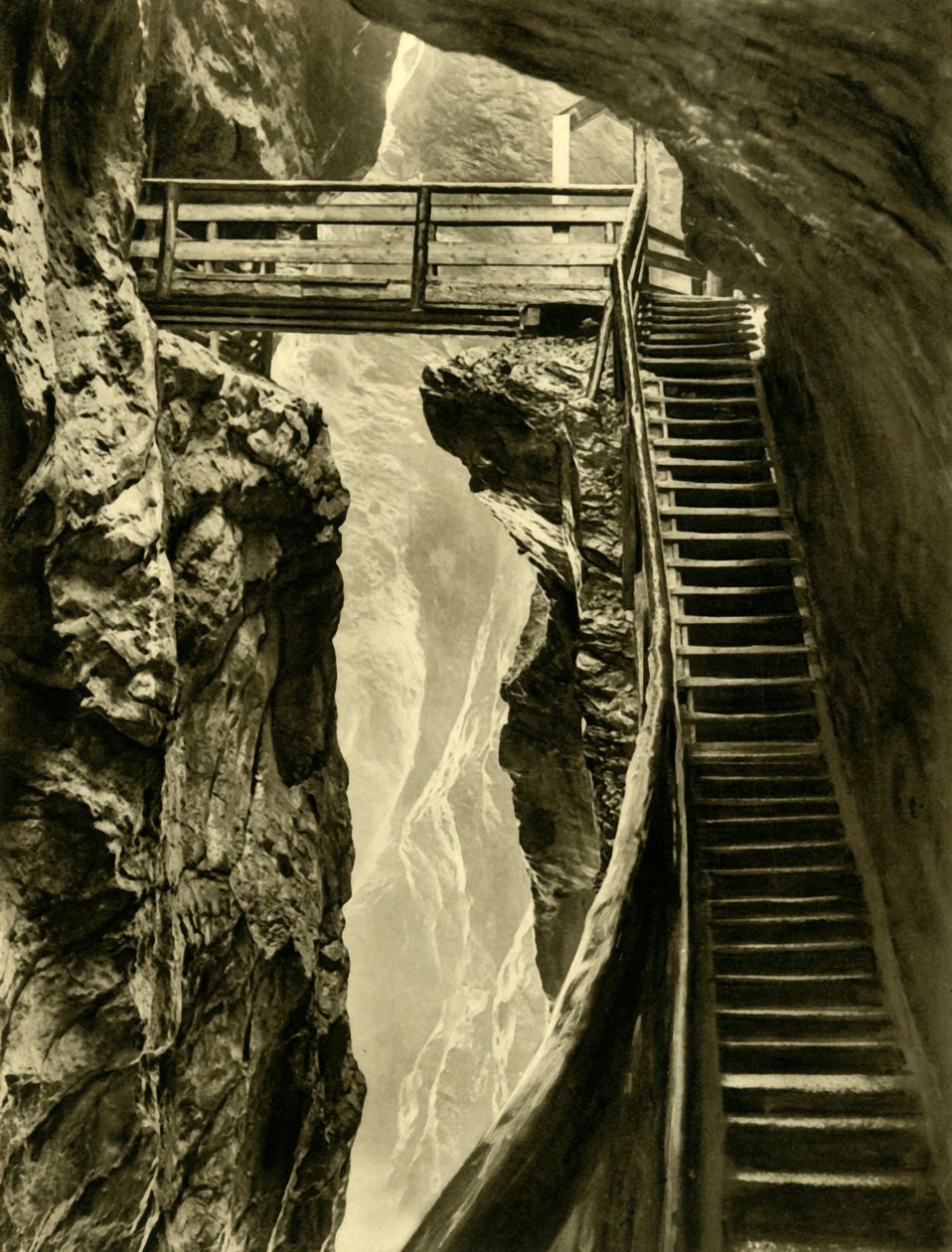 Liechtensteinravinen, Österrike, c1935. av Unbekannt