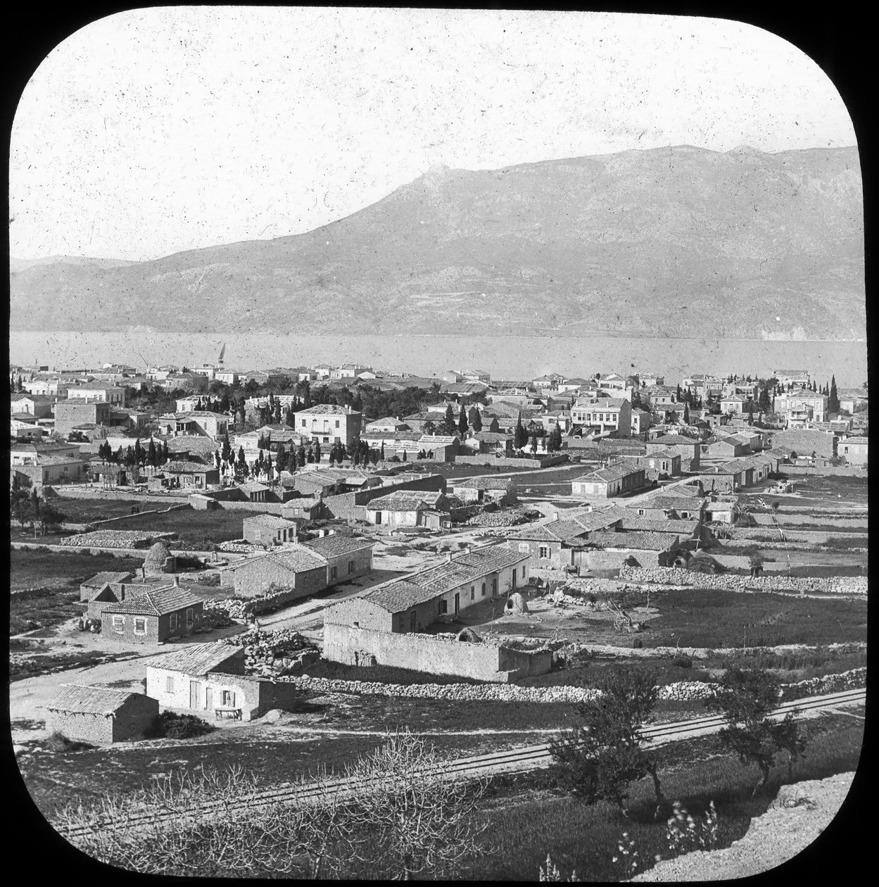 Den nya staden, Korint, Grekland, sent 1800-tal eller tidigt 1900-tal av Unbekannt