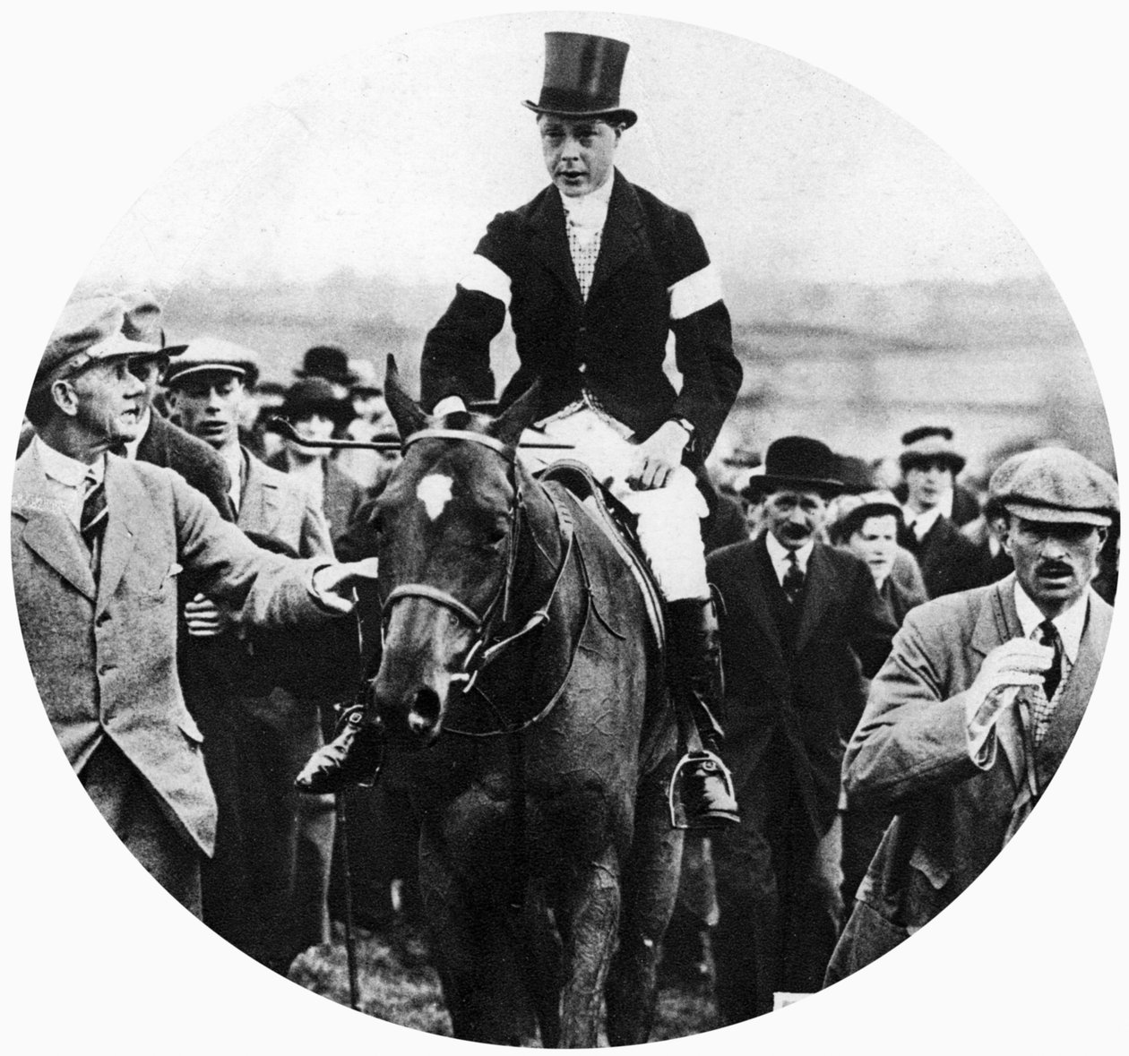 Prinsen av Wales vid Grafton Hunt Races on Pet Dog, c1930-talet av Unbekannt