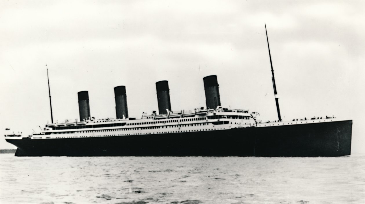 RMS Titanic lämnar Southampton, 10 april 1912. av Unbekannt