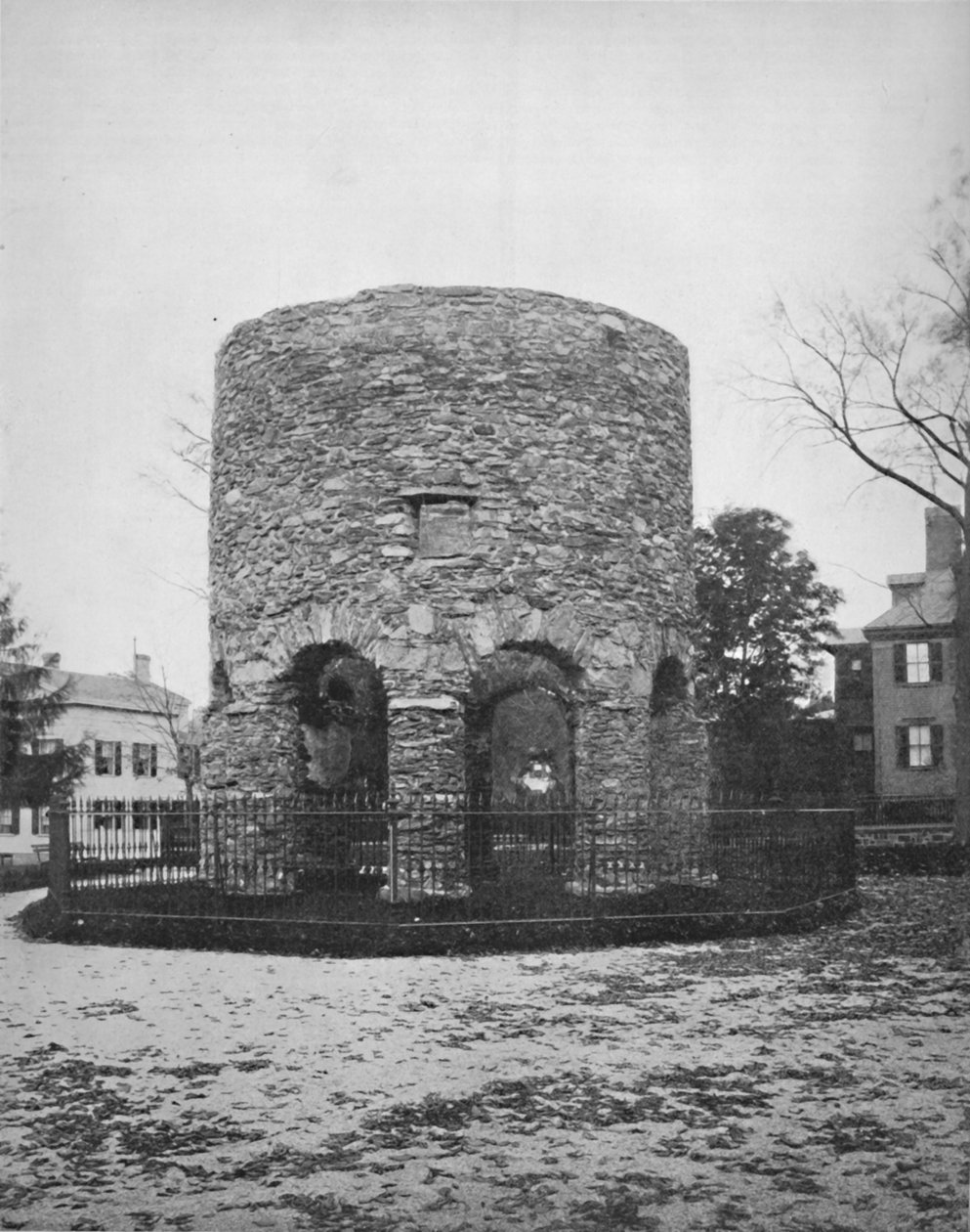 Runda tornet i Newport, c1892 av Unbekannt