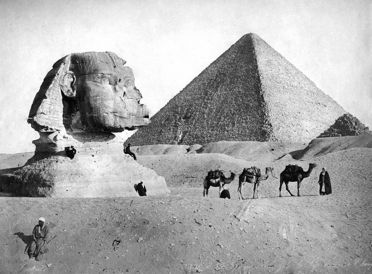 Sfinxen och pyramiden i Giza, Egypten, c1882 av Unbekannt