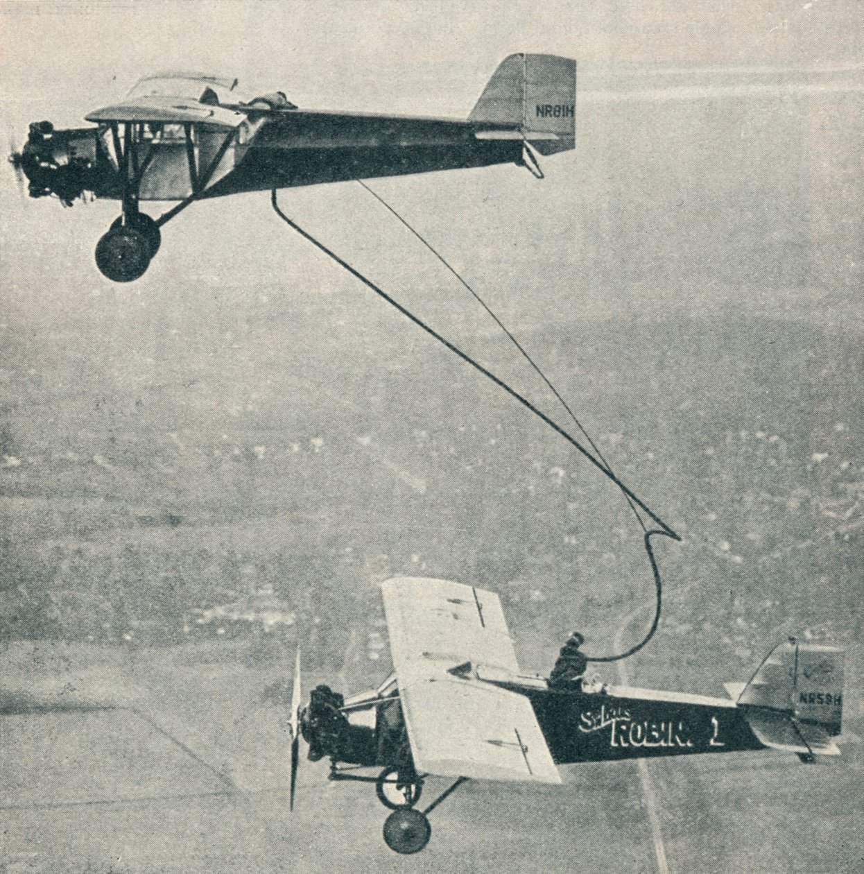 Tankning av St Louis Robin, c1929 c1937 av Unbekannt