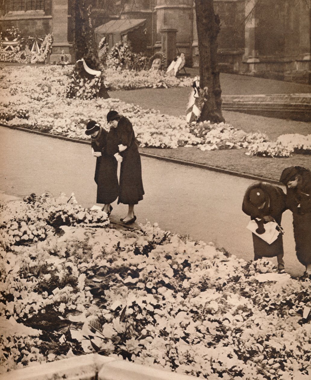 The State Funeral of King George V at Windsor: minneskransar, 1936 av Unbekannt