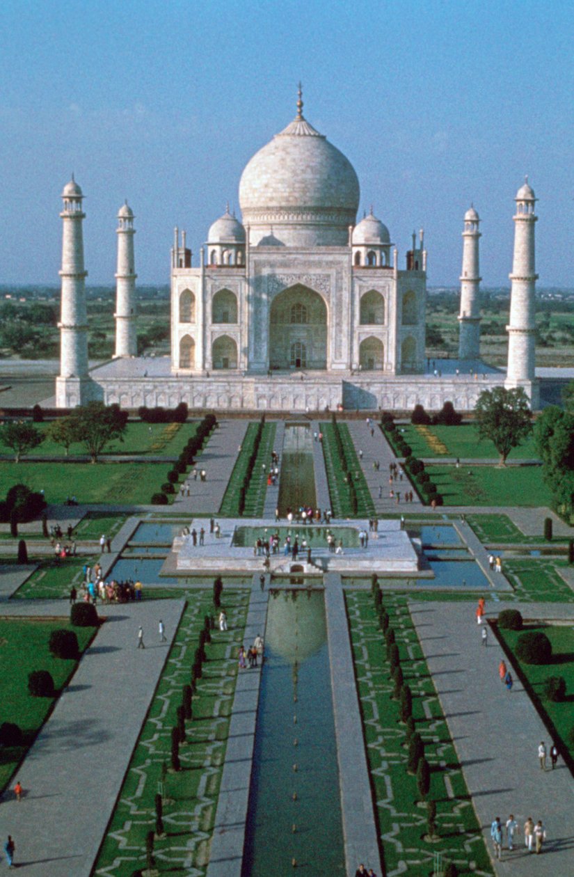 Taj Mahal, från toppen av ingångsporten, Agra, Indien av Unbekannt