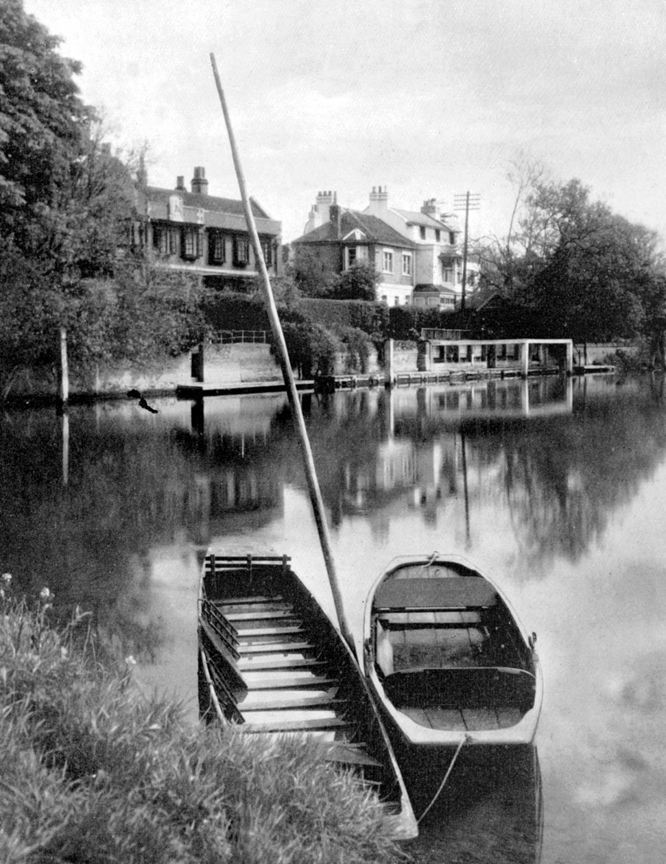 Themsen nära Weybridge, Surrey, England, 1924-1926 av Unbekannt