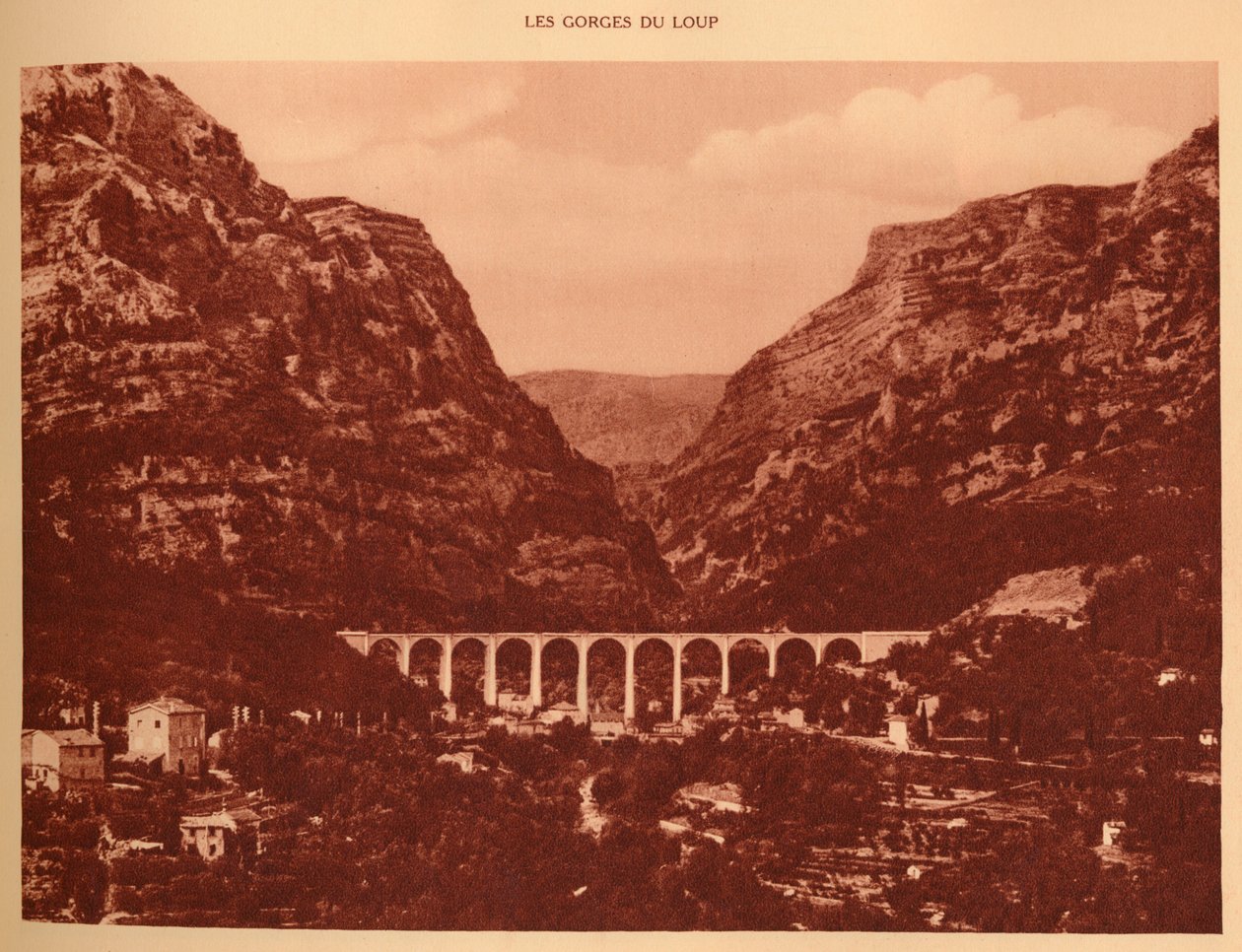 Viadukten och tillgången till Gorges, 1930. av Unbekannt