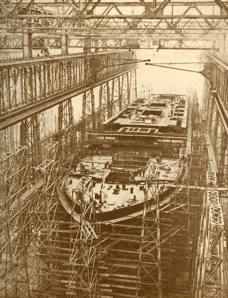 The White Star Liner Doric under konstruktion, c1930. av Unbekannt