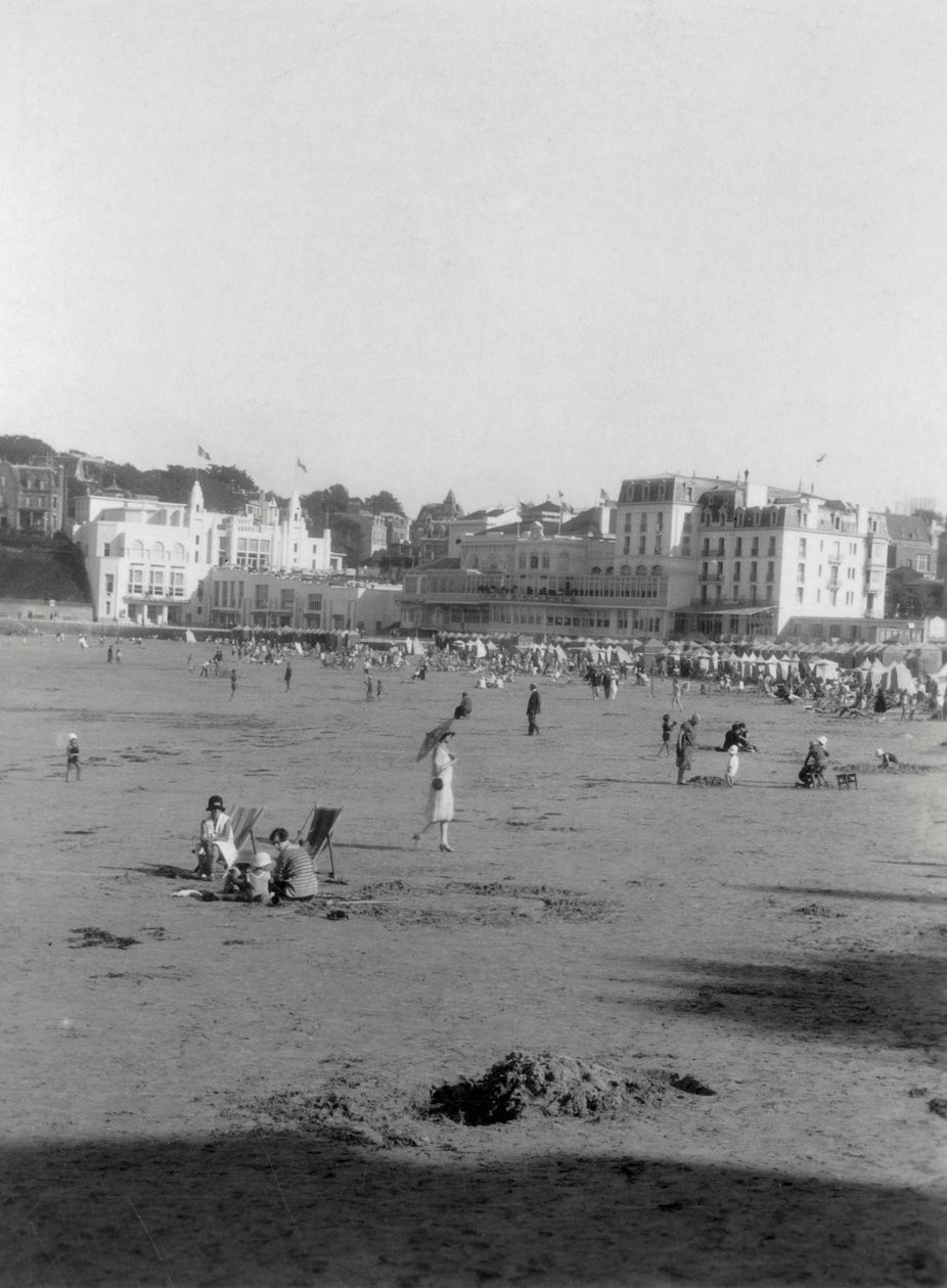 Stranden, Dinard, Bretagne, 1900-talet av Unbekannt