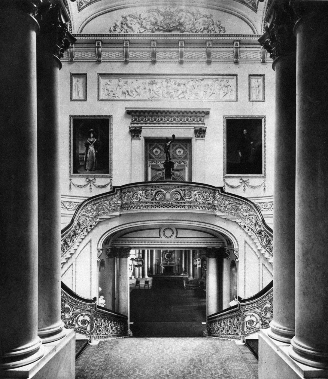 Den stora trappan i Buckingham Palace, London, 1935 av Unbekannt