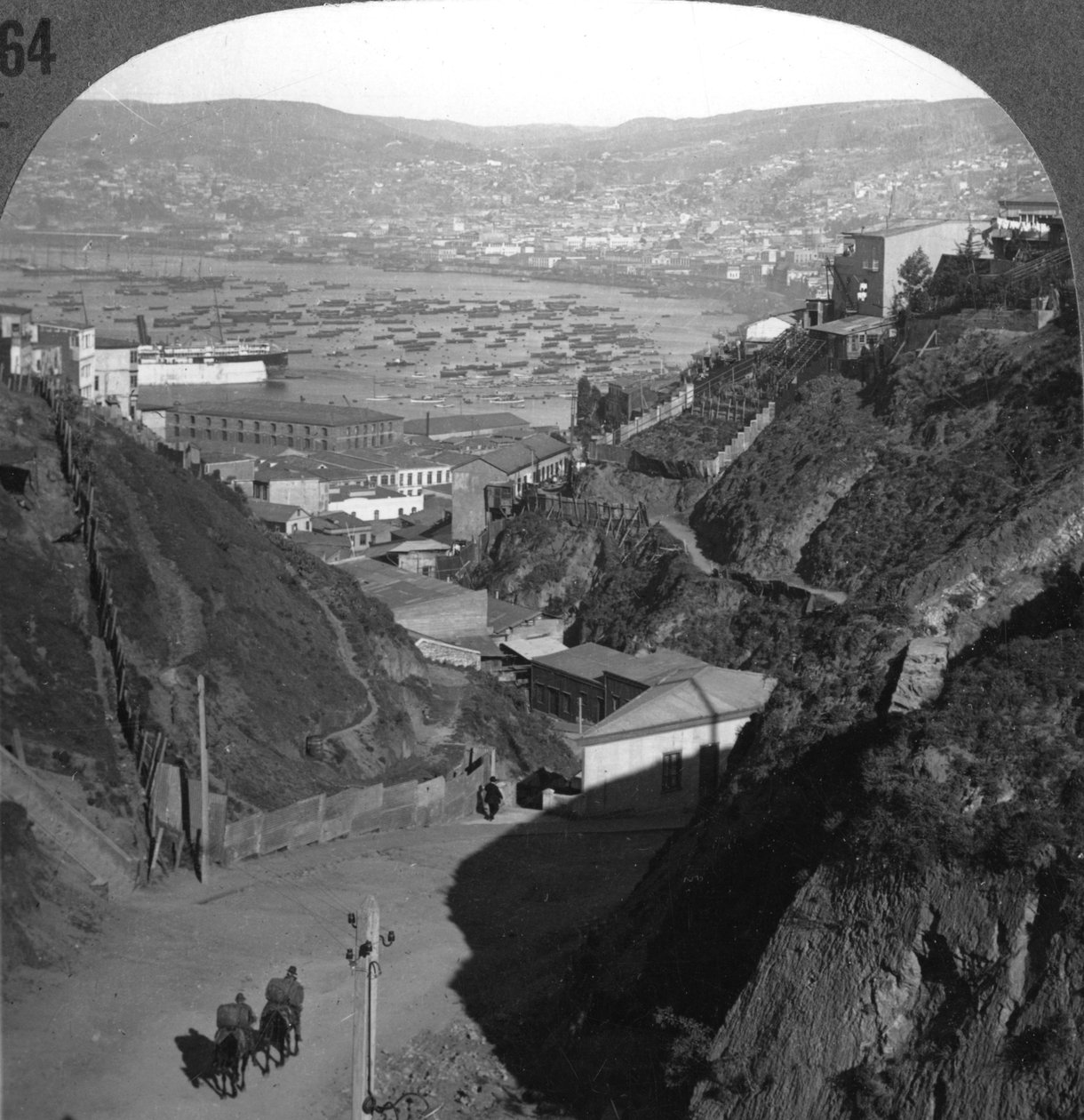 Hamnen och staden Valparaiso, Chile, ca 1900-talet av Unbekannt