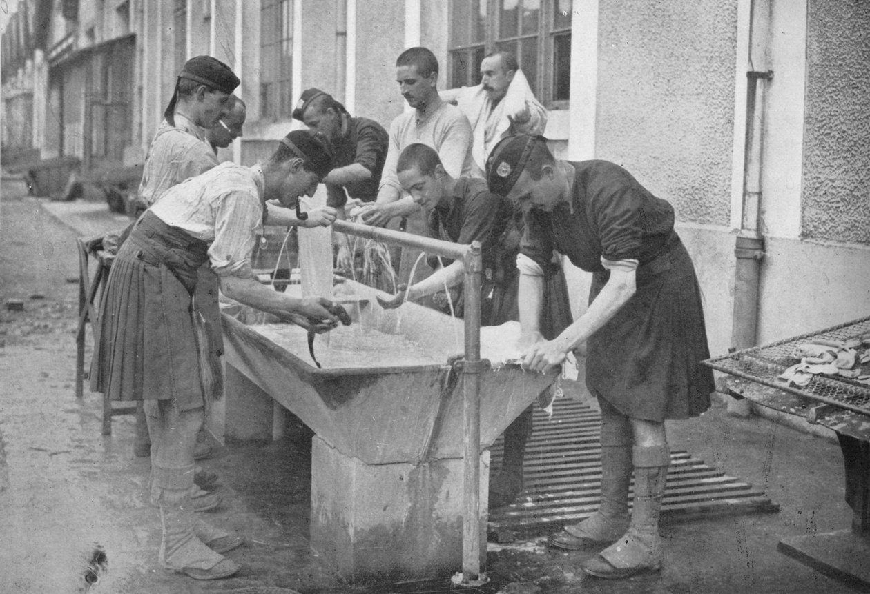 Morgontoaletten på kontinenten, 1914 av Unbekannt