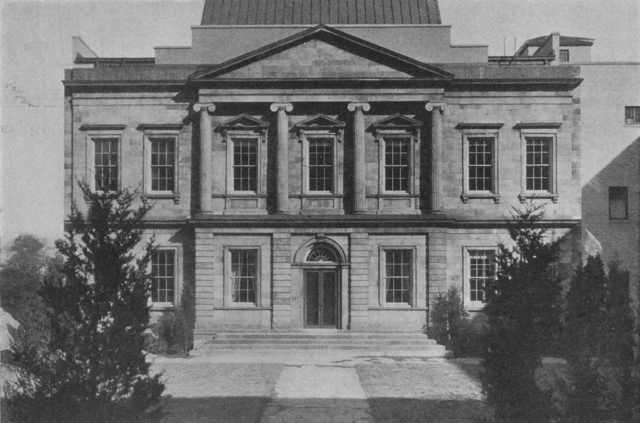 The new American Wing of the Metropolitan Museum, New York City, 1924 av Unbekannt