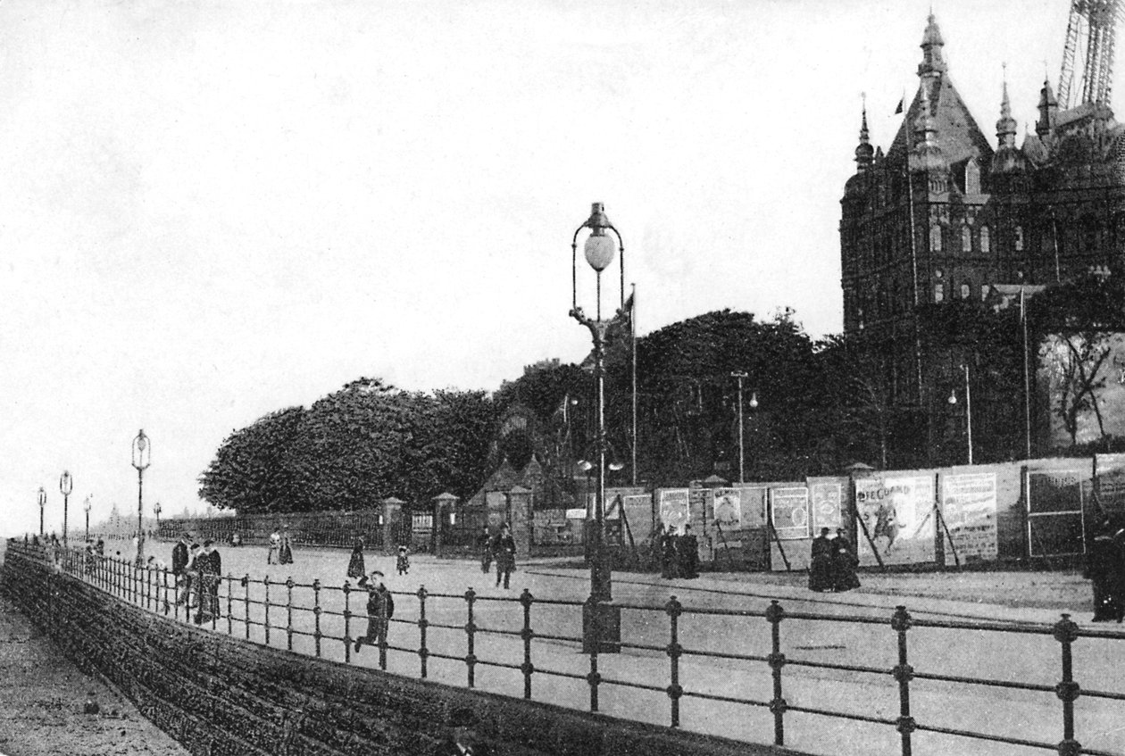 The promenade, New Brighton, East Sussex, c1900-1920s av Unbekannt
