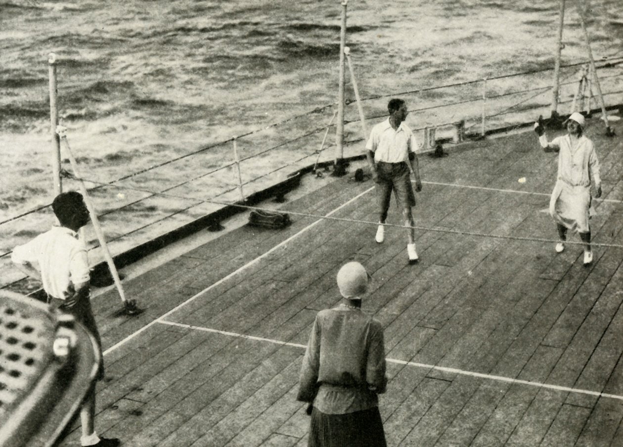 Deras majestäter, i ett spel med kortlek på däck av H.M.S. Berömd, 1927, 1937. av Unbekannt