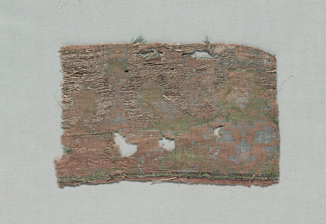 Tre fragment av italienskt gotiskt siden, 1350-1399. av Unbekannt