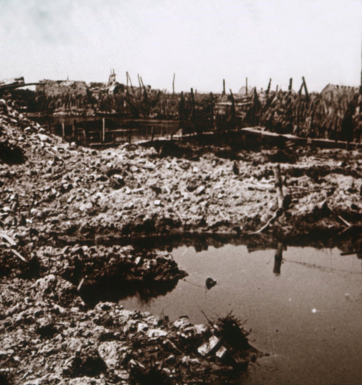 Skyttegravar, c1914-c1918 av Unbekannt