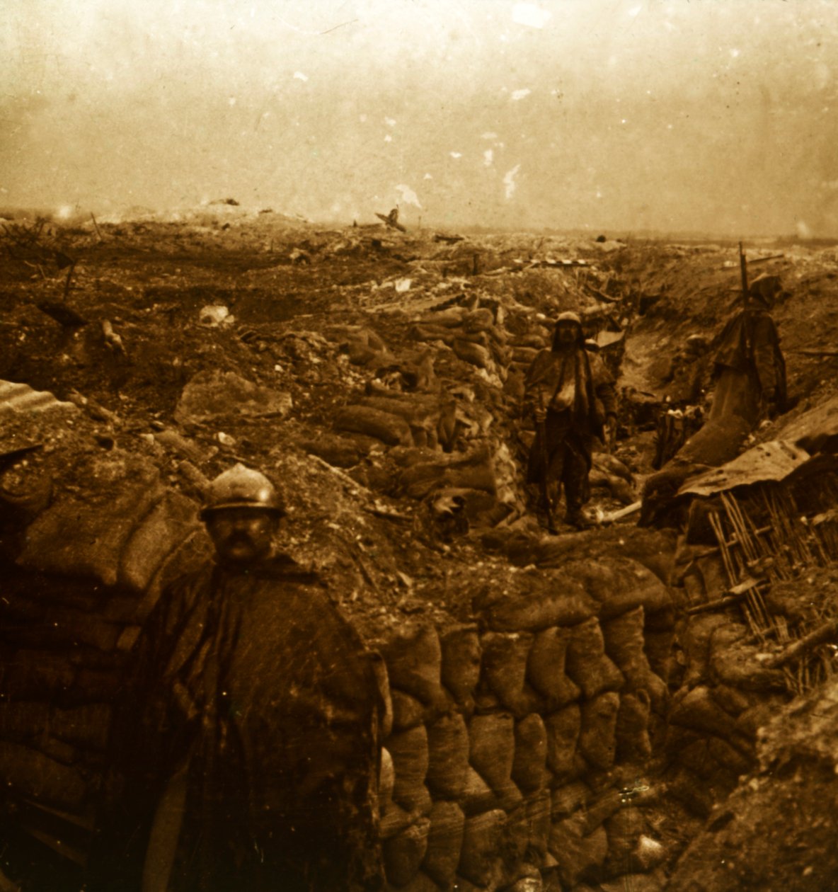 Skyttegravar på frontlinjen, Moulin de Souain, norra Frankrike, c1915 av Unbekannt