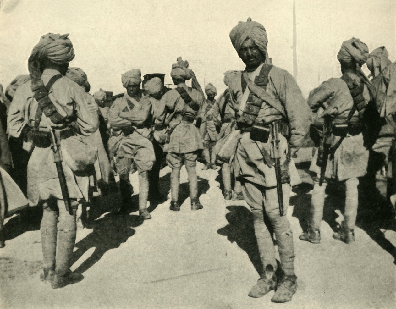 Trupper från Sirhind-brigaden, Flandern, första världskriget, 1914, c1920. av Unbekannt