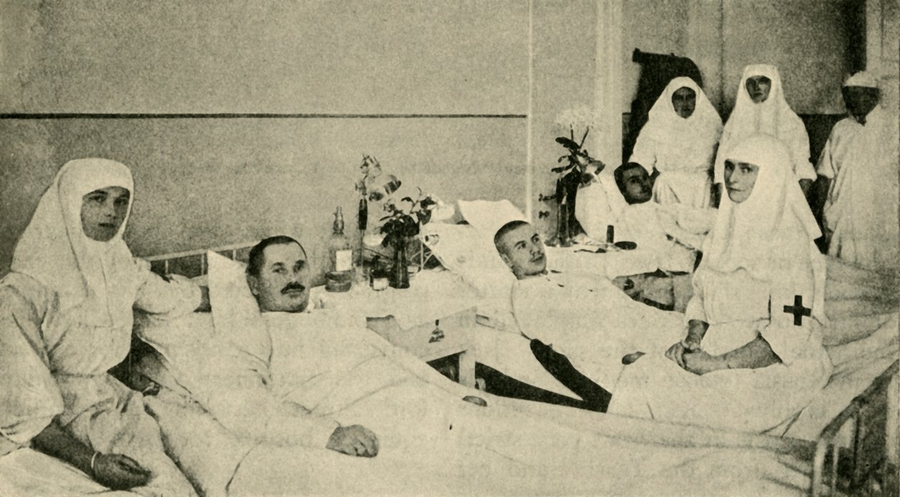 Tsarina Alexandra vårdar skadade soldater, 1914, c1920. av Unbekannt