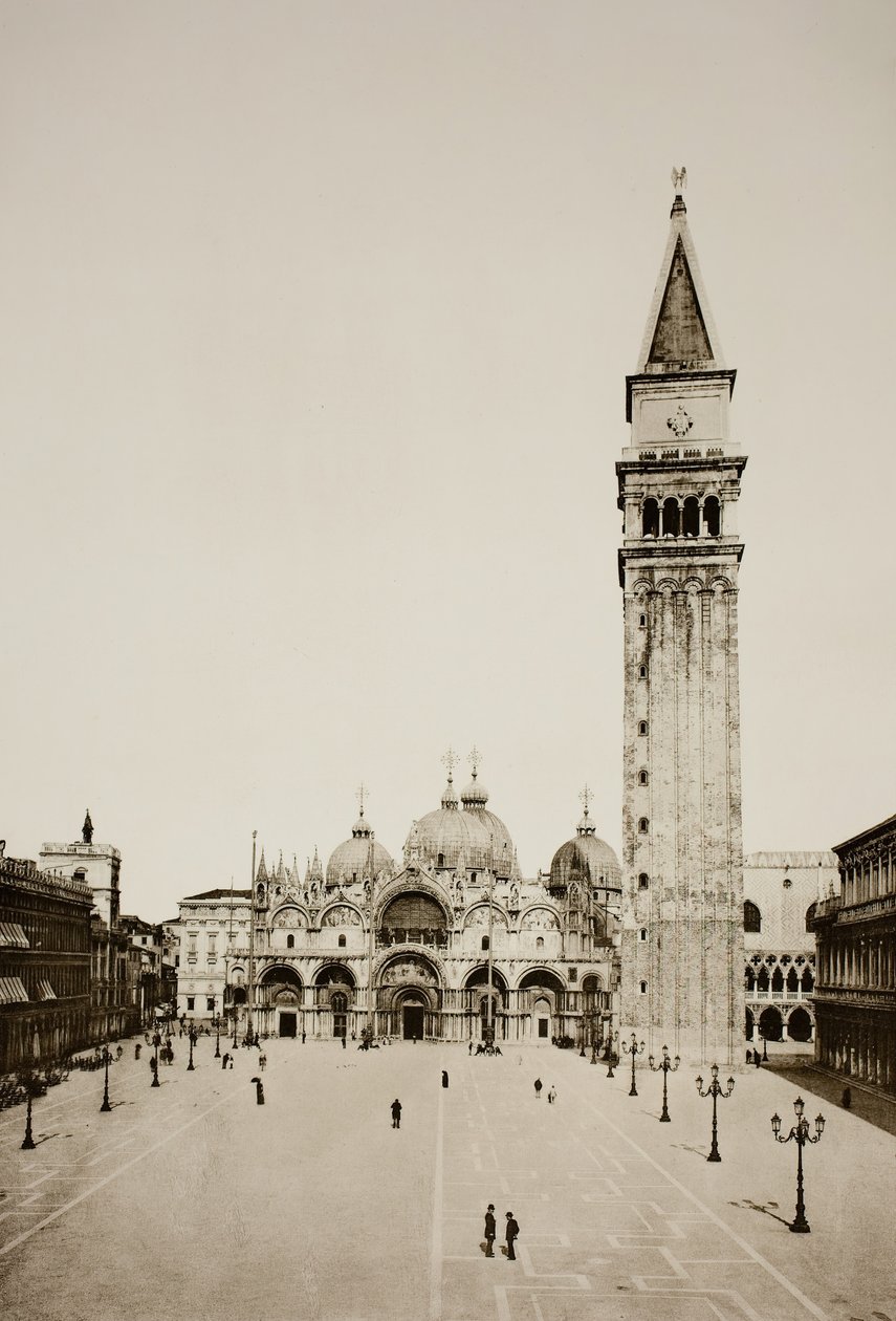 Utan titel 96, c. 1890. [Markuskyrkan och Campanile, Venedig]. av Unbekannt