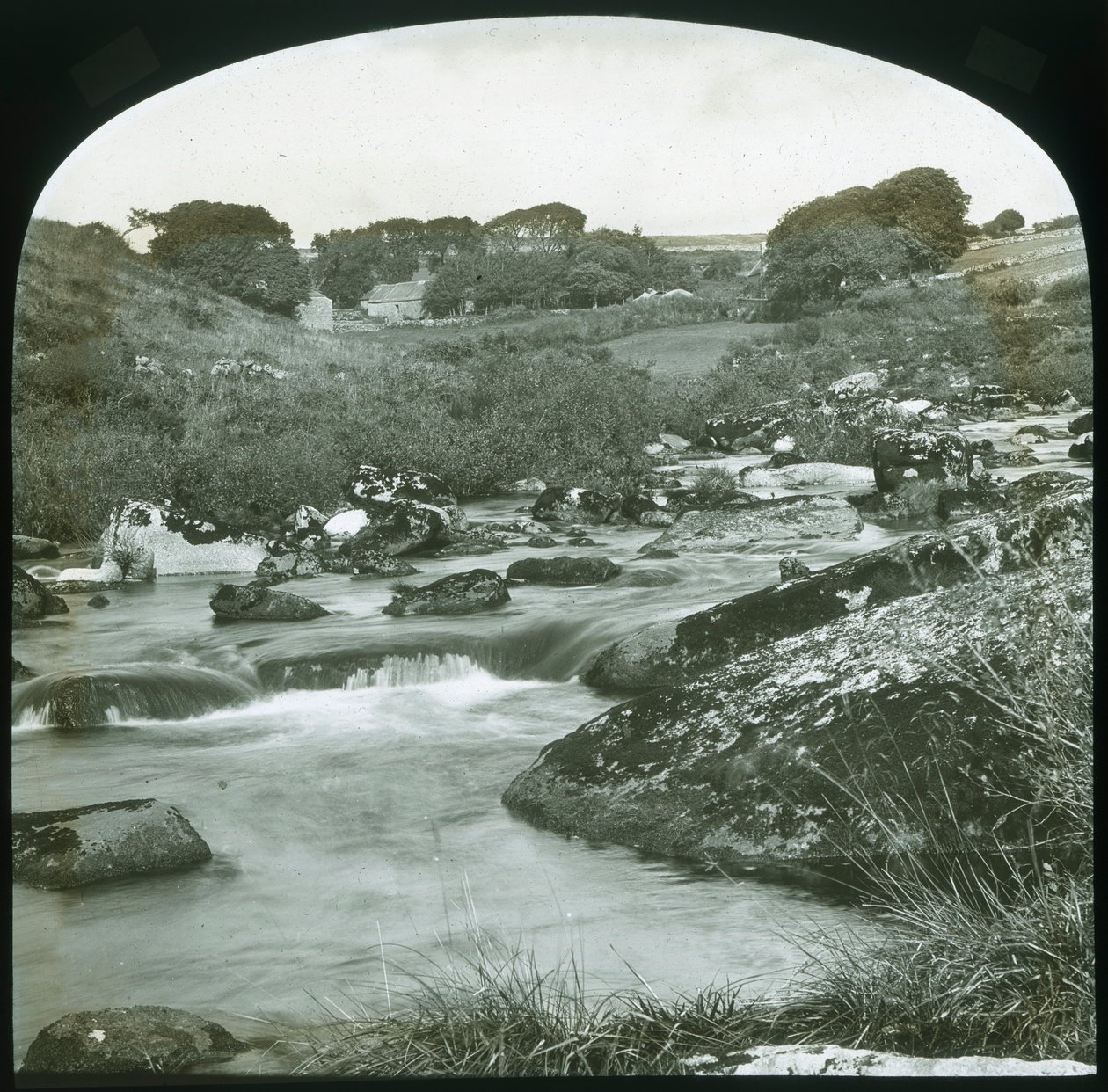 Upper Dart - Dartmoor, sent 1800-tidigt 1900-tal. av Unbekannt
