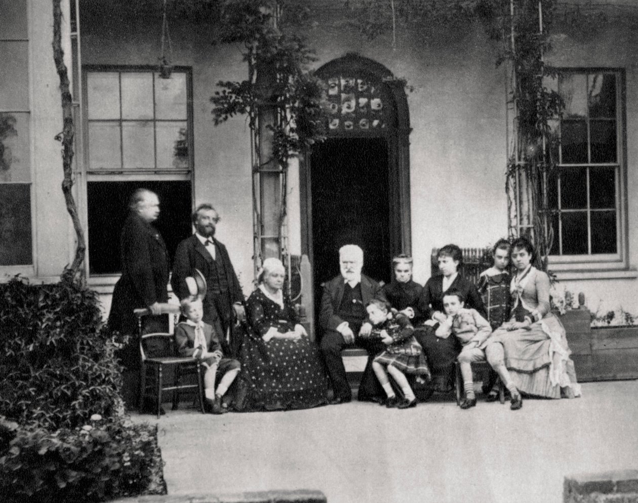 Victor Hugo, fransk författare, i exil på Guernsey, 1866 av Unbekannt