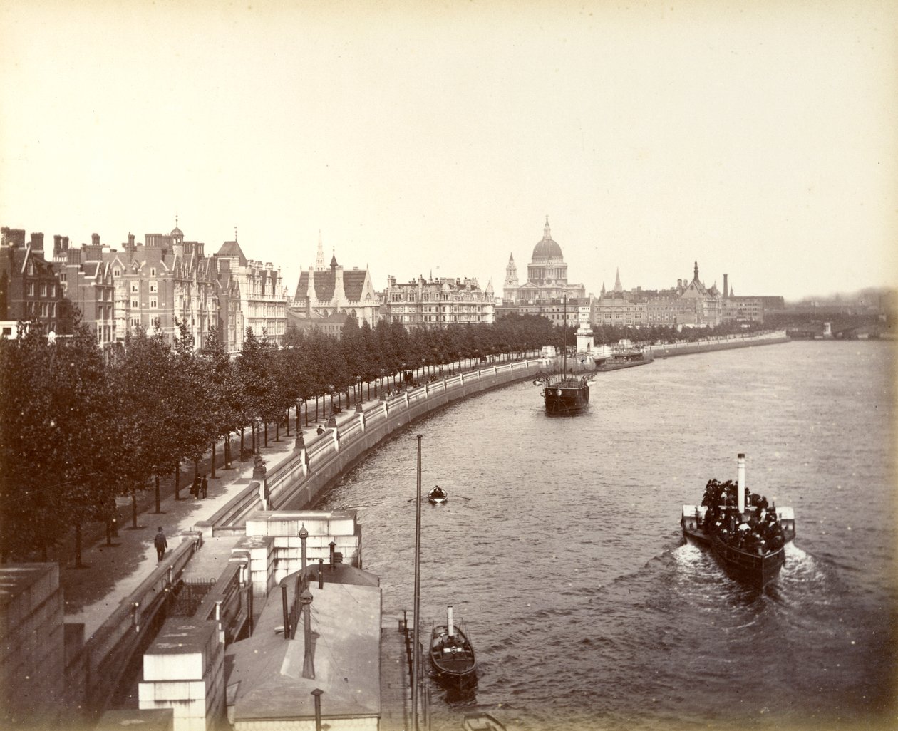 Victoria Embankment, som visar Temple Gardens och St Pauls Cathedral, London, 1887 av Unbekannt