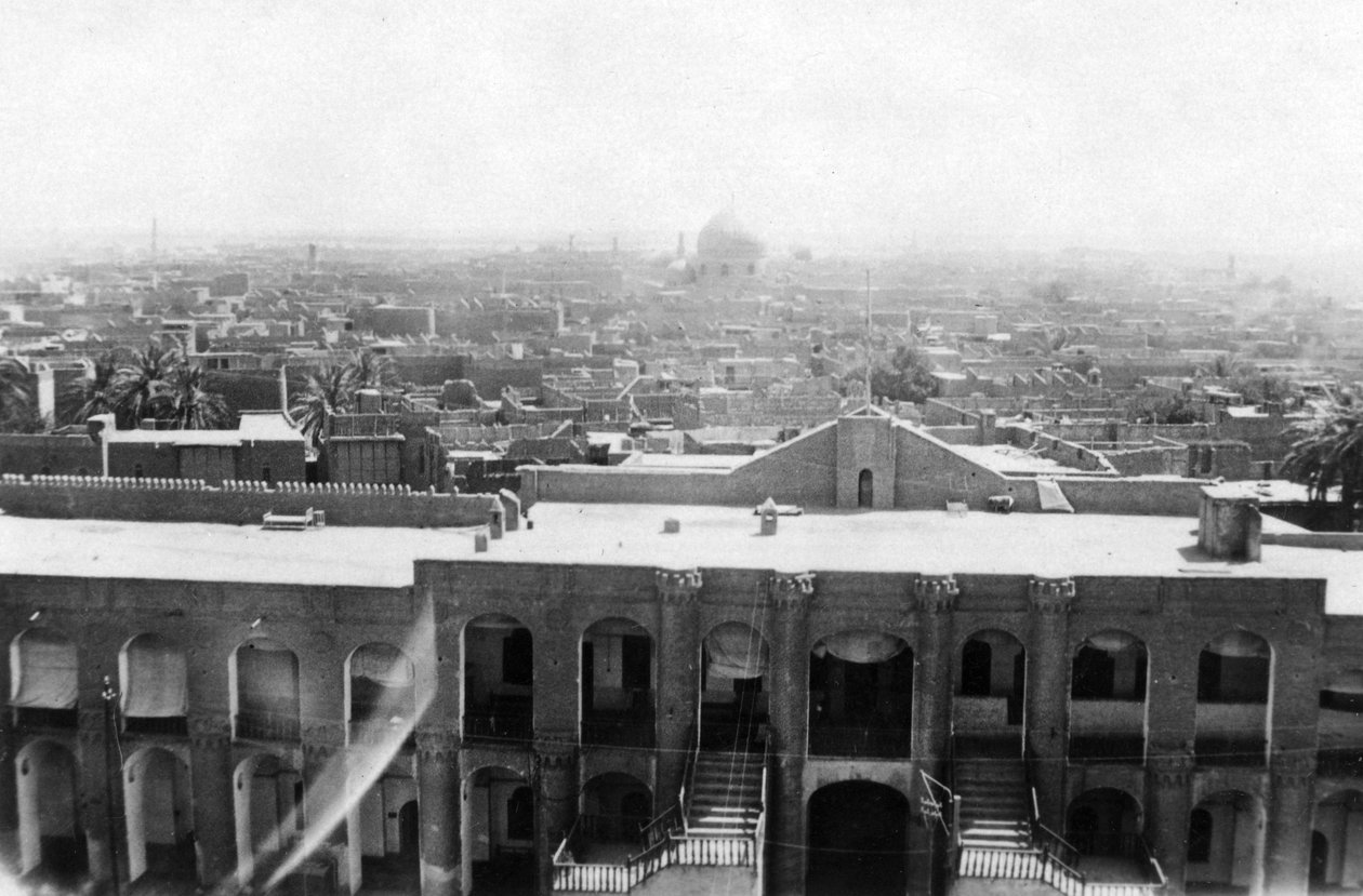 Utsikt över Bagdad från ett blocktorn, 31:a brittiska allmänna sjukhuset, Mesopotamien, WWI, 1918 av Unbekannt