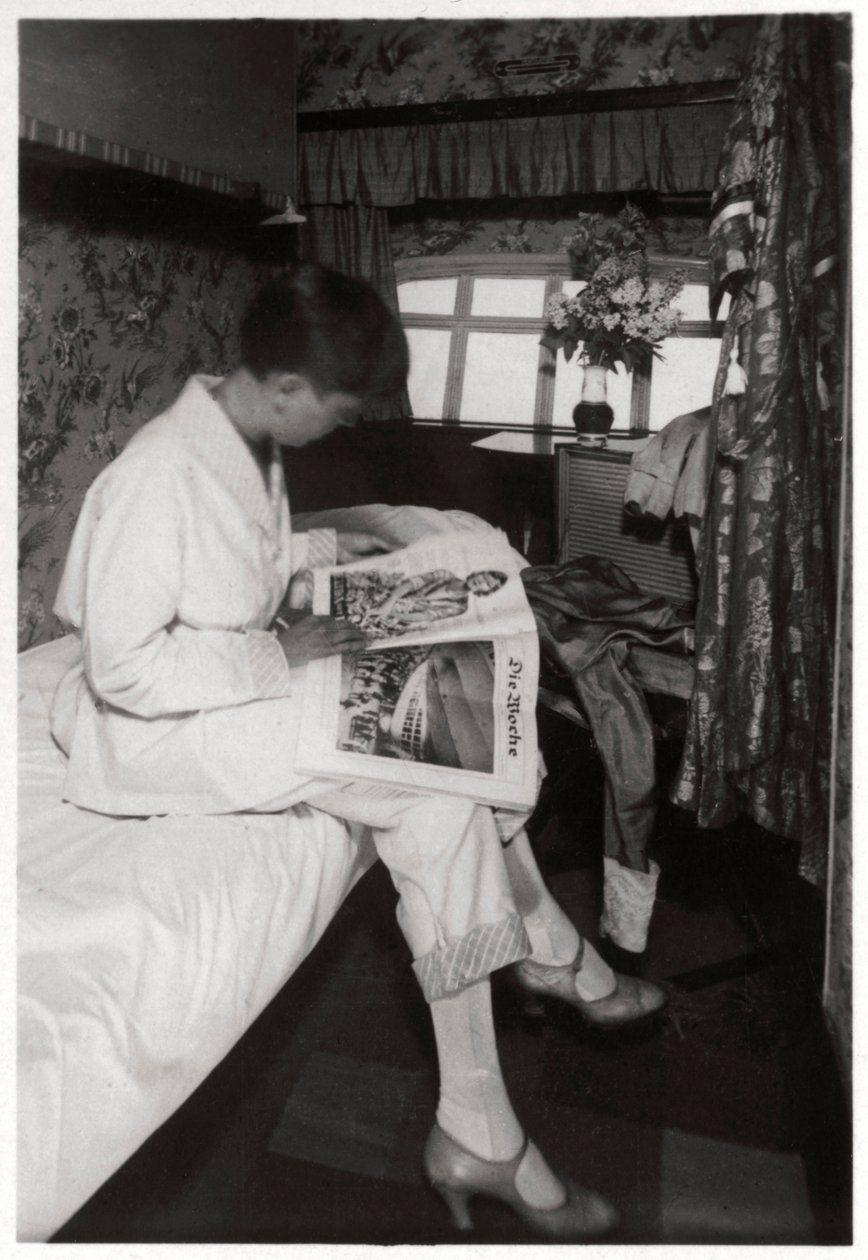 Utsikt över en passagerarhytt ombord på Zeppelin LZ 127 Graf Zeppelin, 1933 av Unbekannt