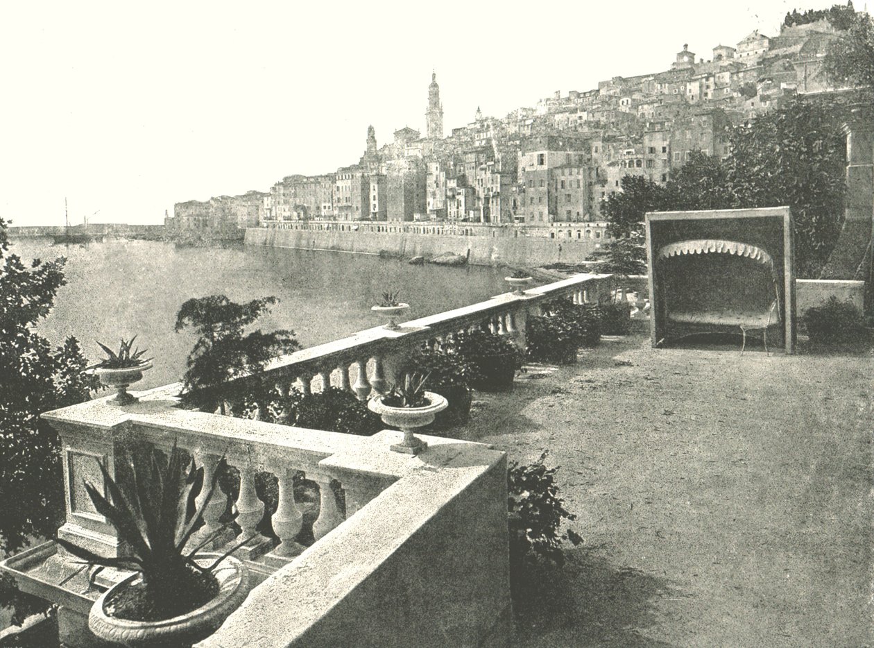 Utsikt över staden från bukten, Menton, Frankrike, 1895. av Unbekannt