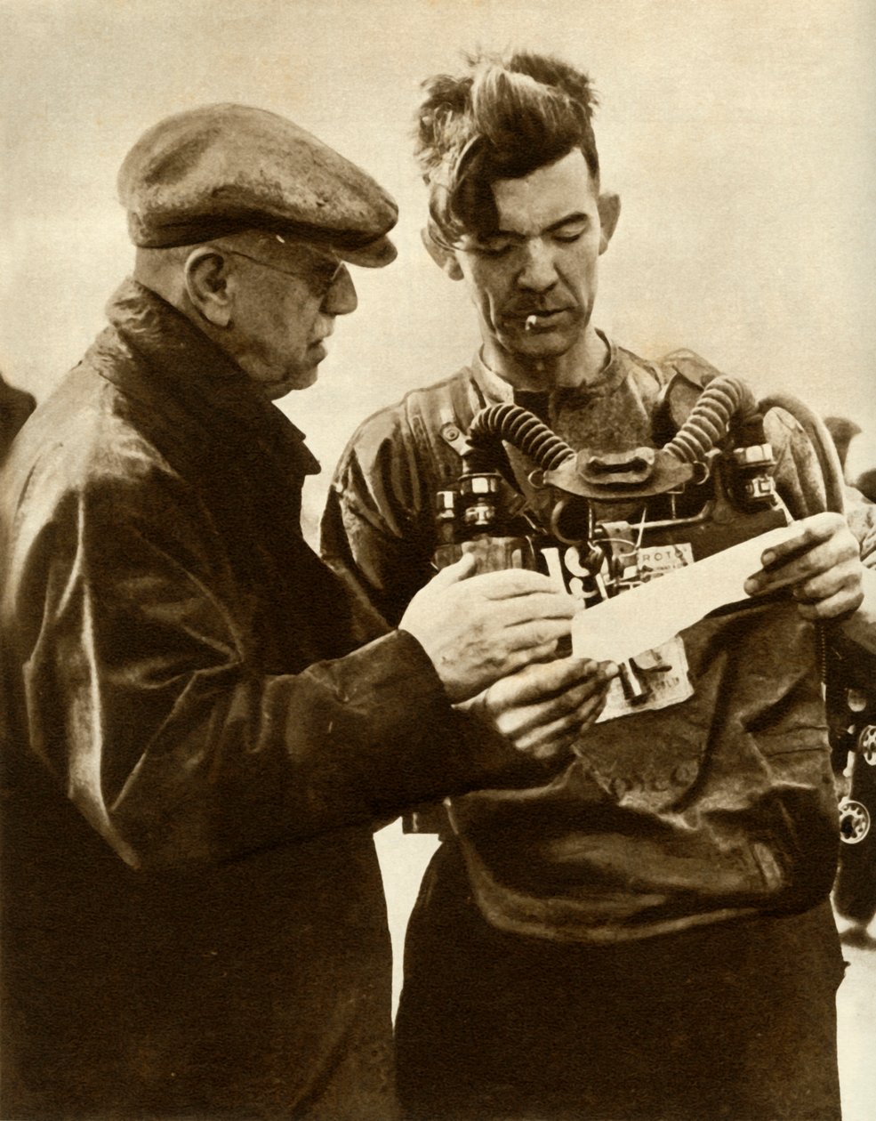 Volontär som ska hämta kroppar i Gresford Colliery-katastrofen, Wales, 1935. av Unbekannt