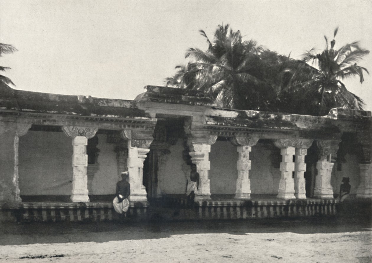 Lobbyn till ett hinduiskt tempel, Ceylon, 1926 av Unbekannt