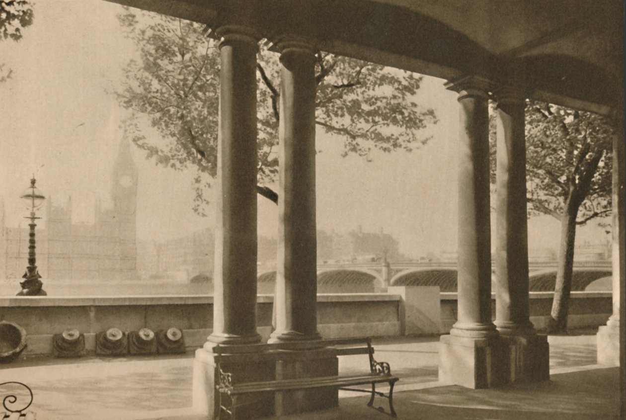Westminster Bridge och Big Ben från terrassen på St. Thomass Hospital, c1935. av Unbekannt